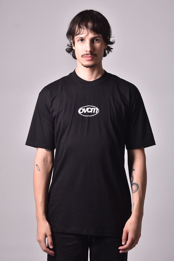 Camiseta Overcome Oversized Essencial Vibes Preta