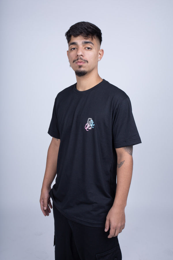 Camiseta Overcome "Hustlin" Preto-001