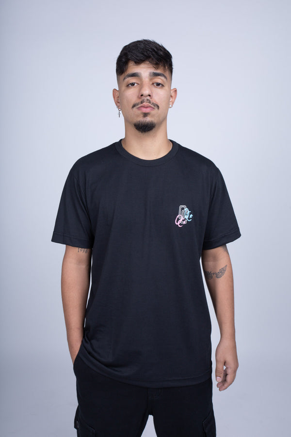 Camiseta Overcome "Hustlin" Preto-001