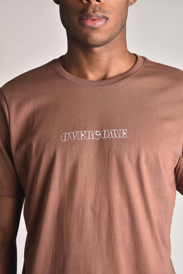 Camiseta Overcome Repetitions Marrom