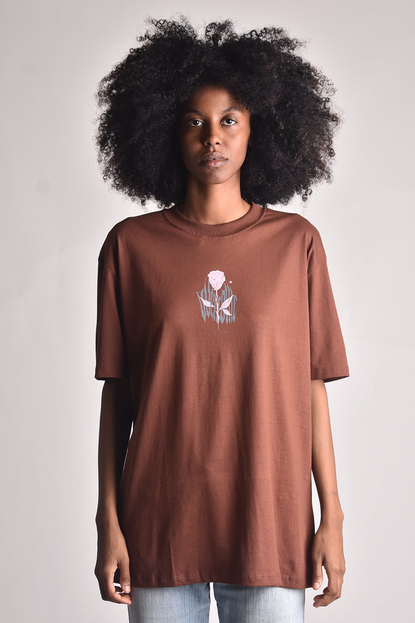 Camiseta Overcome Gothic Rose Marrom