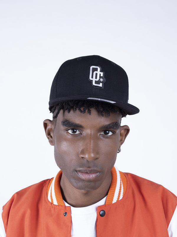 Boné Snapback Overcome X New Era Preto