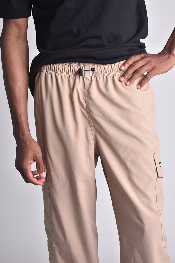 Calça Cargo Tactel Overcome Script Bege