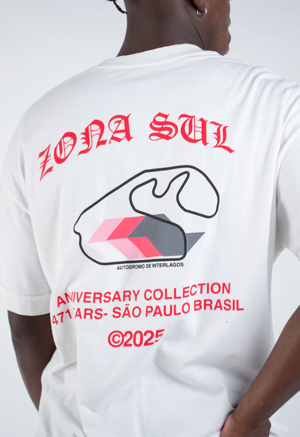 Camiseta Overcome Oversized Zona Sul Off White