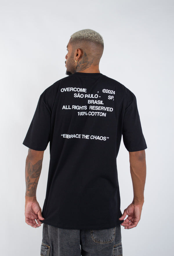 Camiseta Overcome Embrace Preto