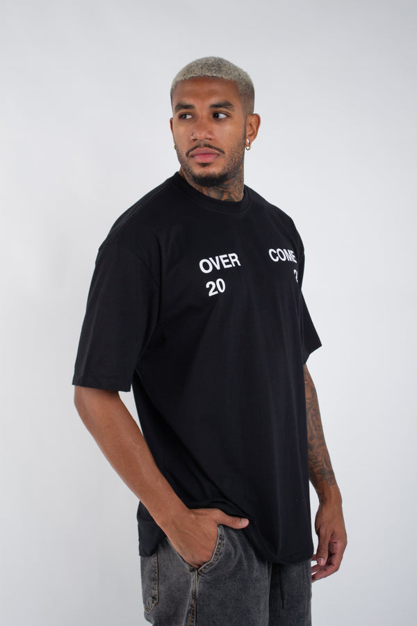 Camiseta Overcome Embrace Preto
