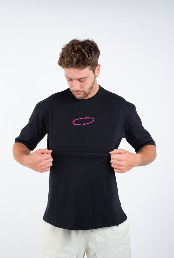 Camiseta Overcome Award  Preta