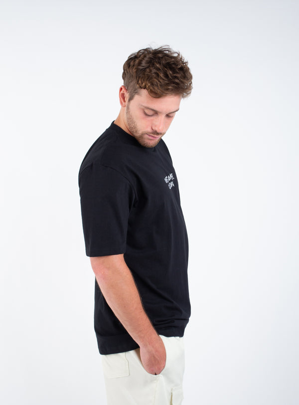 Camiseta Overcome Star Sketch Preto