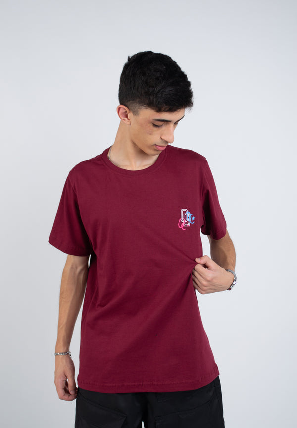 Camiseta Overcome Hustlin Bordô