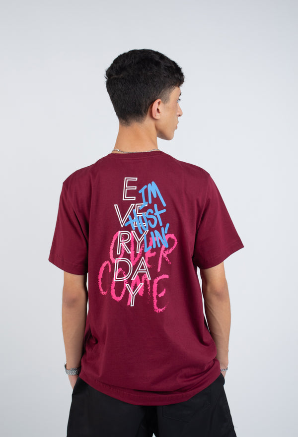 Camiseta Overcome Hustlin Bordô