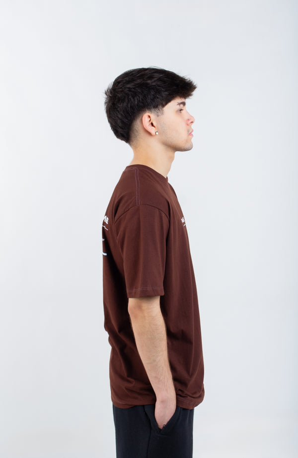 Camiseta Overcome Feel Innovation Marrom