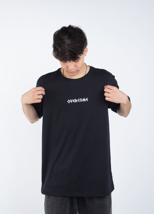 Camiseta Overcome Greek Script Preta