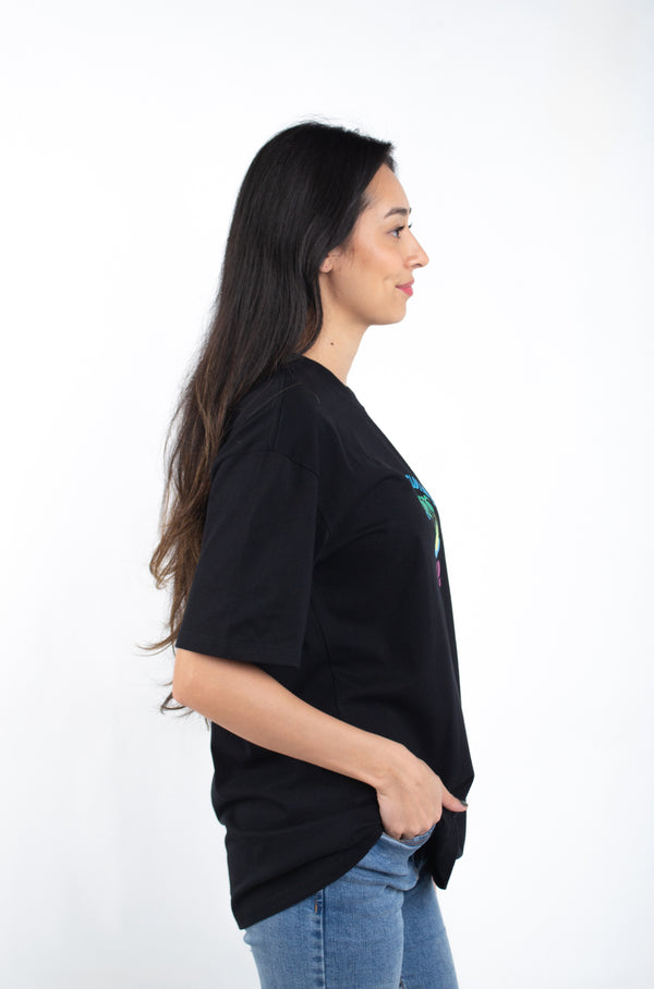 Camiseta Overcome x Gabi Weekend "Paradise" Preta