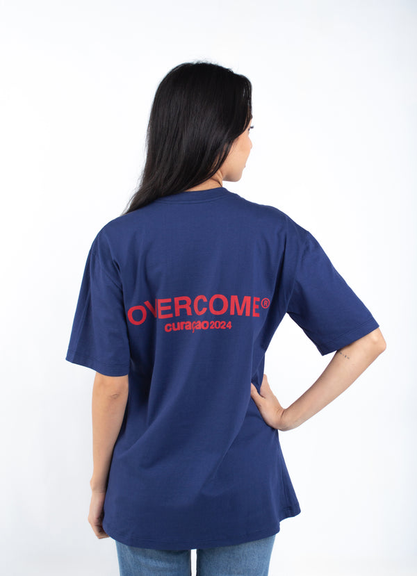 Camiseta Overcome x Gabi Weekend "Back Script" Azul Marinho