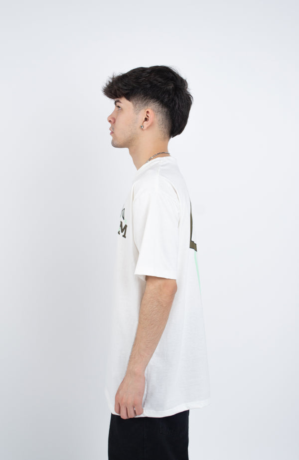 Camiseta Overcome OVCM Spelling Off White-001