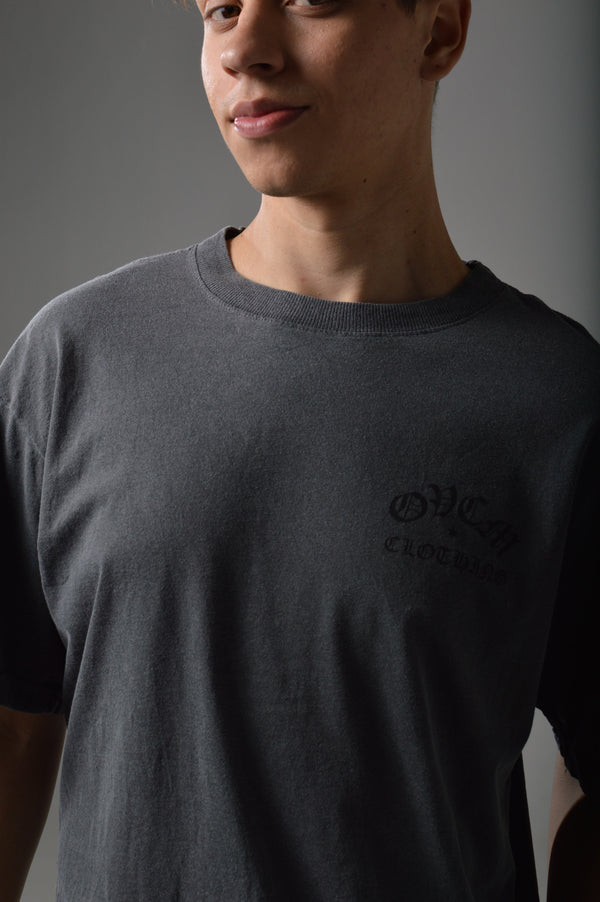Camiseta Overcome Pocket Old Letters III Estonada