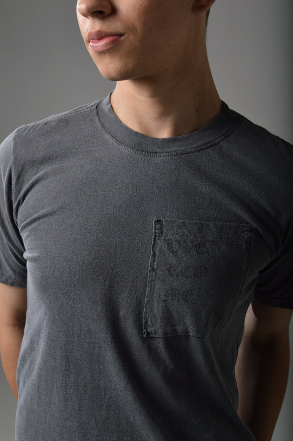 Camiseta Overcome Pocket Old Letters Logobox Estonada