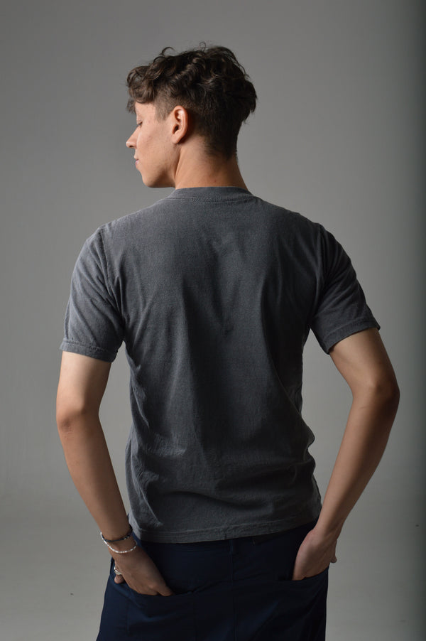 Camiseta Overcome Pocket Old Letters Logobox Estonada