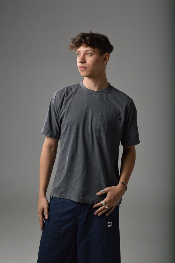 Camiseta Overcome Pocket Old Letters IV Estonada