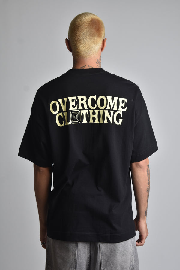 Camiseta Oversized Overcome Hipnose Preta