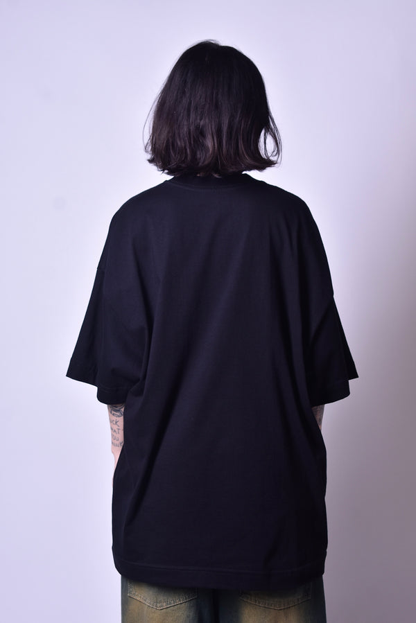 Camiseta Overcome Oversized Gothic Preta