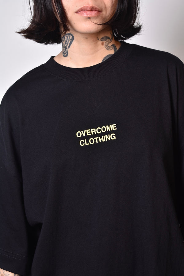 Camiseta Overcome Oversized Flower Draw Preta
