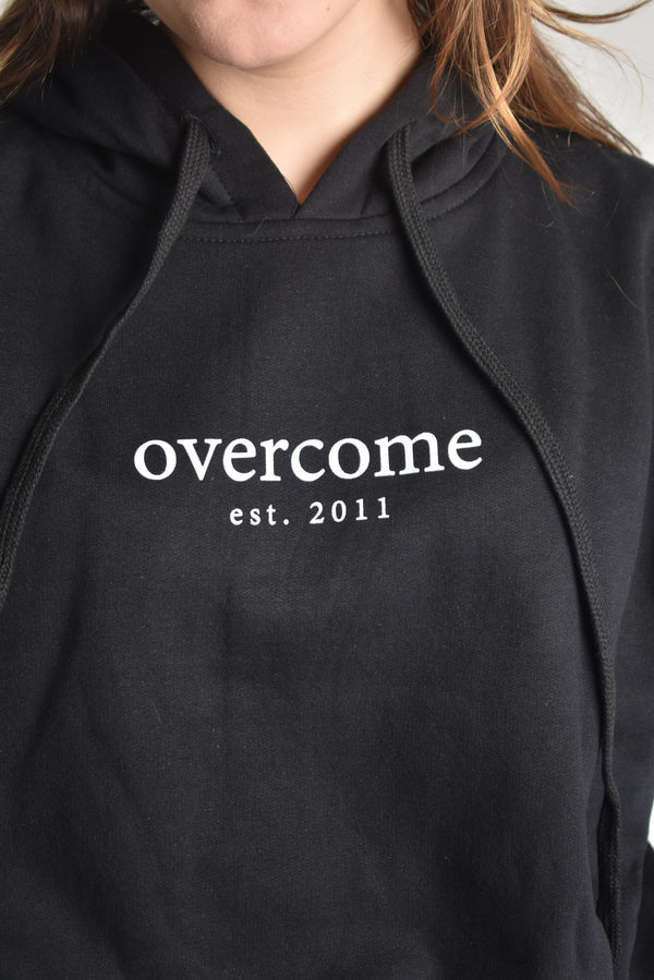 Moletom Overcome Canguru "Est 2011" Preto
