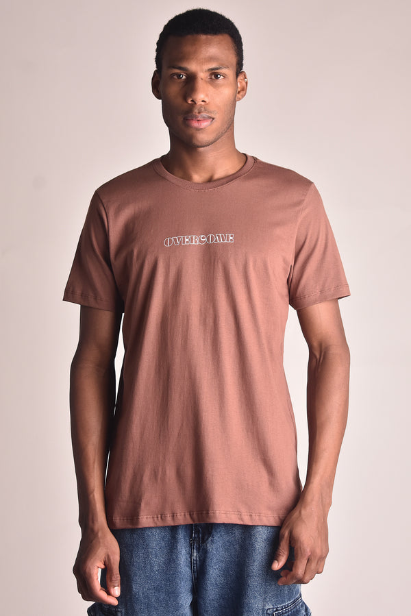 Camiseta Overcome Repetitions Marrom