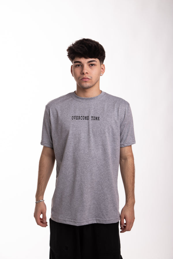 Camiseta Overcome Sleep Deprivation Cinza Mescla