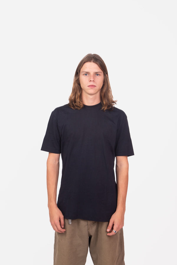 Camiseta Overcome Wavy Preta