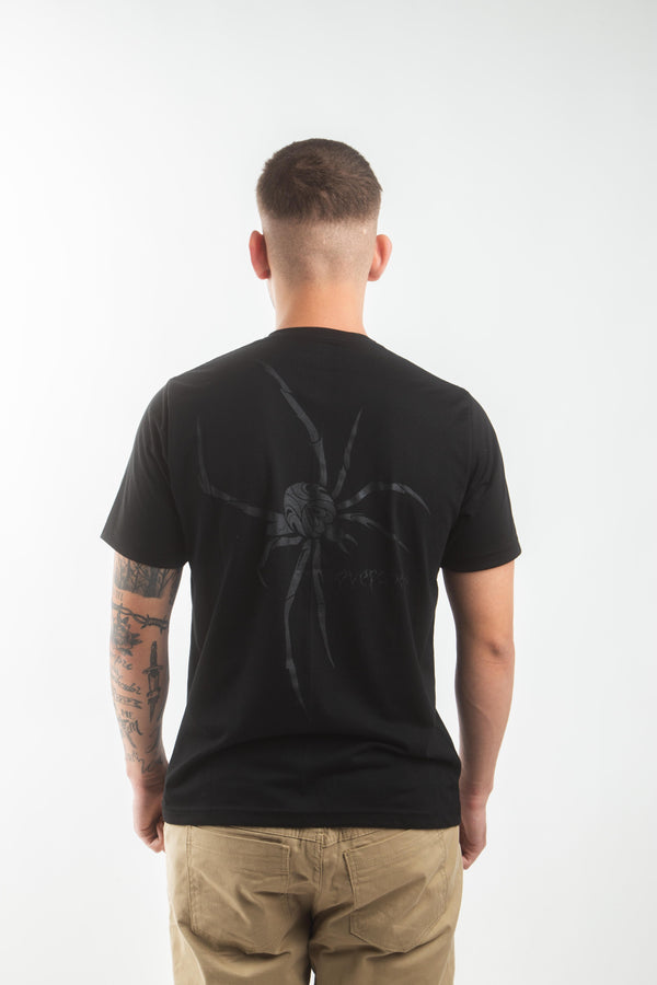 Camiseta Overcome Juvenil Spider Preta