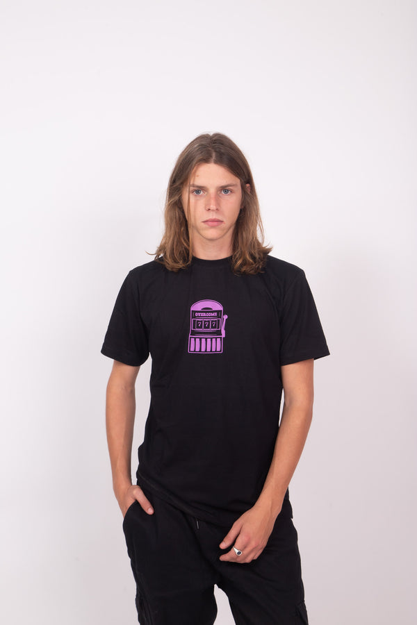 Camiseta Overcome Slot Machine Preta