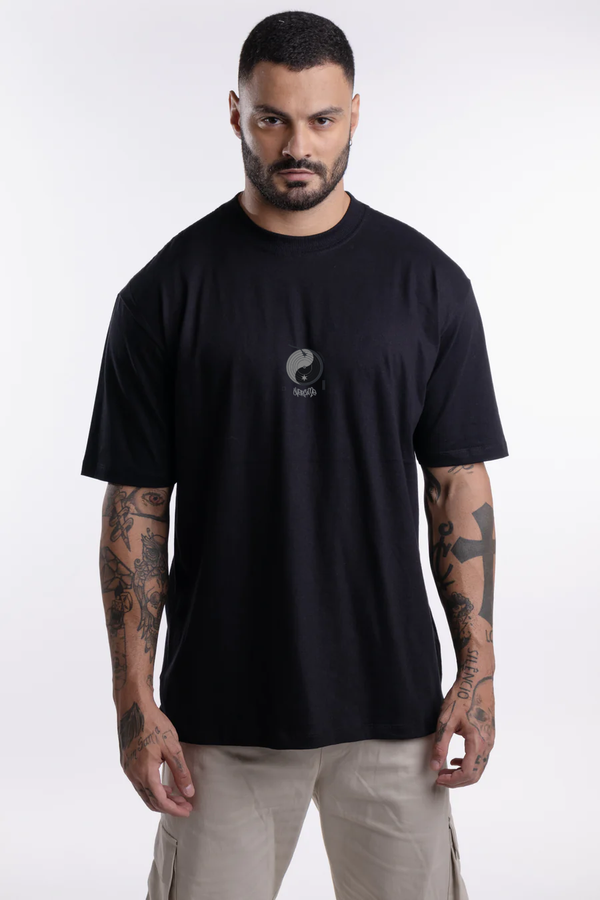 Camiseta Overcome Yin Yang Vinil Preta