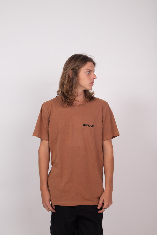 Camiseta Overcome Minimalist Essentials Marrom