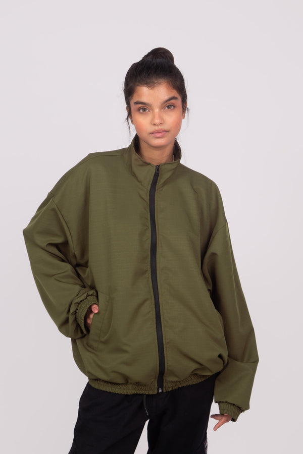 Corta Vento Overcome RipStop "Collar Neck" Verde Militar