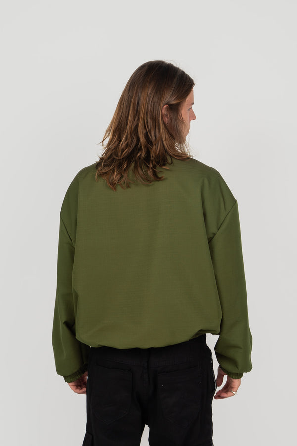 Corta Vento Overcome RipStop "Collar Neck" Verde Militar
