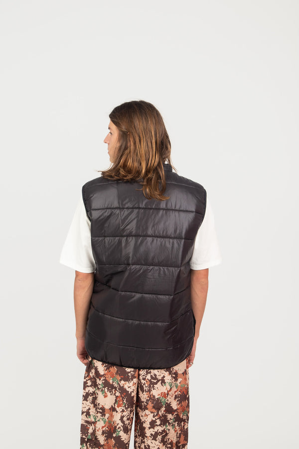 Colete Puffer Una Vita Water Logo Preto