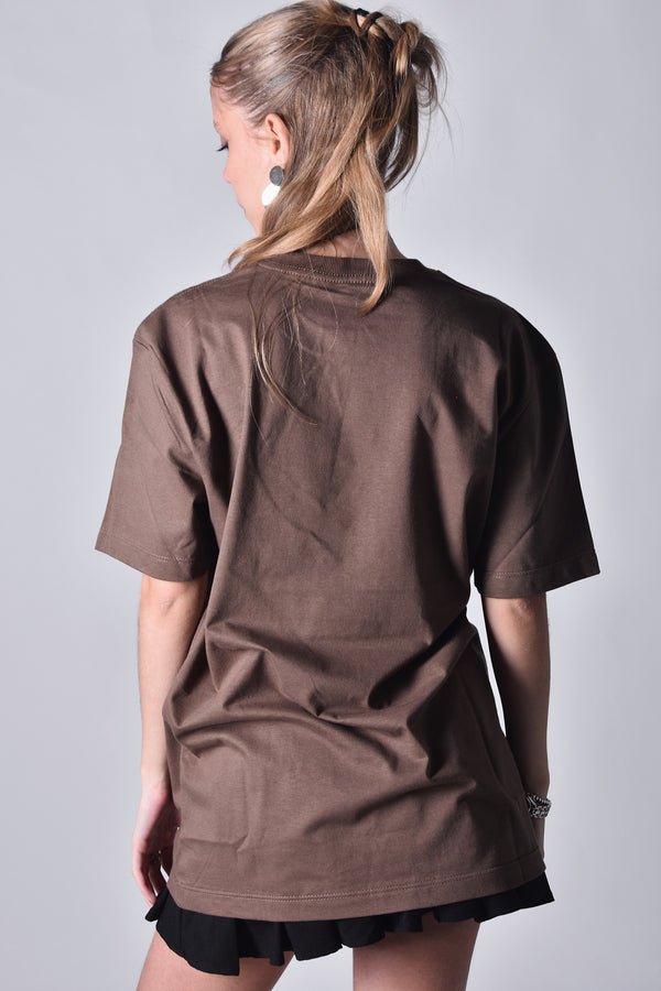 Camiseta Overcome Gothic Marrom