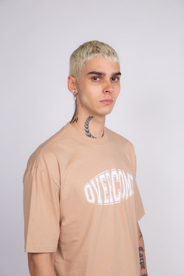 Camiseta Overcome "College" Bege