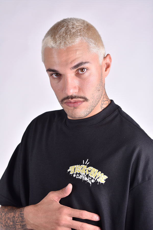 Camiseta Overcome Oversized Disturb Preta