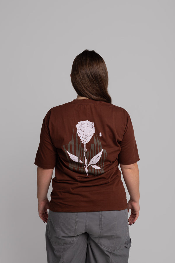 Camiseta Overcome Gothic Rose Marrom