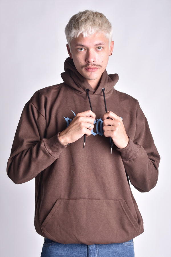 Moletom Overcome Canguru Famous Marrom