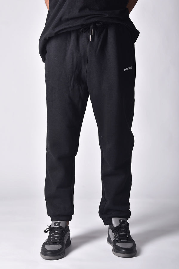 Calça Overcome Moletom "Overcome 25" Preta