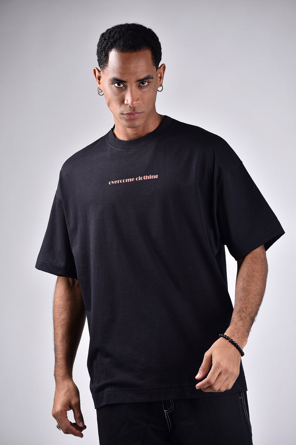 Camiseta Overcome Oversized Round Flower Preta