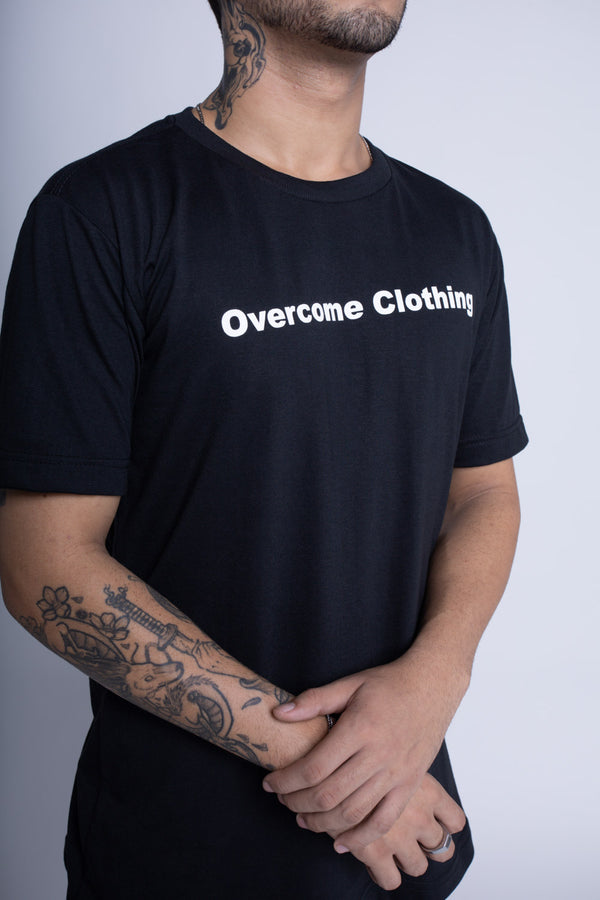 Camiseta Overcome Clothing Essentials Preta