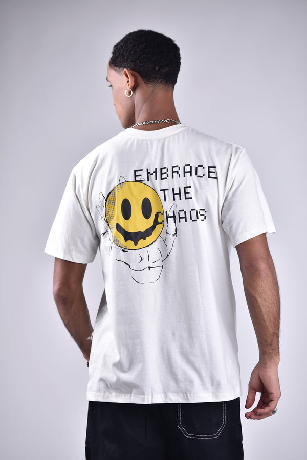 Camiseta Overcome Embrace the Chaos Off White