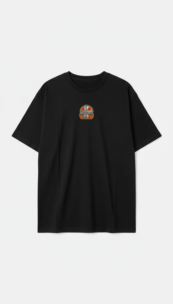 Camiseta Overcome Oversized Iron Faith Fire Preta-001