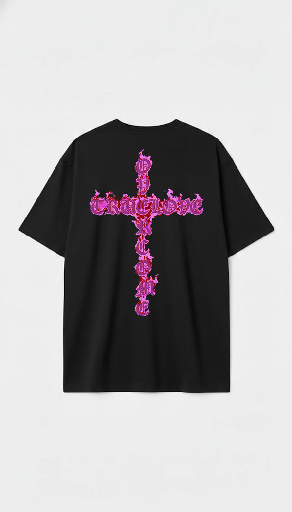 Camiseta Oversized Overcome Fire Cross Preta/Pink-001