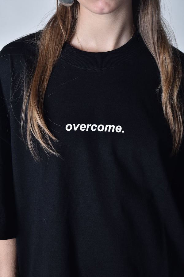 Camiseta Overcome logo 25 Preta