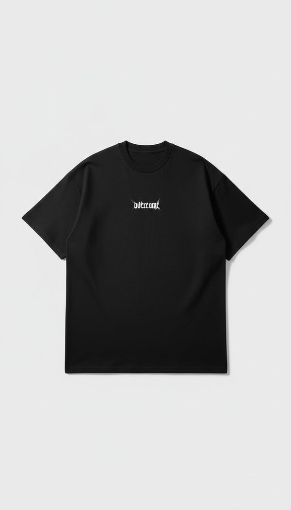 Camiseta Oversized Overcome Mini Famous Preta/Branca-001